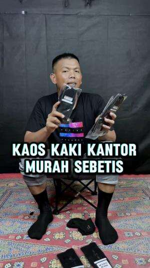 Rekomendasi kaos kaki kantoran sebetis yang harganya paling murah dan nyaman digunakan seharian.
