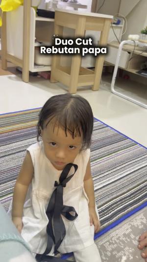 Waduh ada yang ngambek nih guys digodain papanya 🤣  #bayigemas #bayilucu 