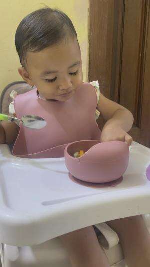 Late post hehe  #NooraKhadijahAlKhered  #masyaallahtabarakallah  #creatorpro  #RCTIPlus  #Lapar apa doyan nih neng 