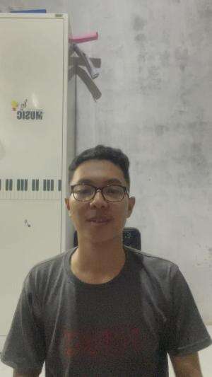 IDOL_XIII LUTFIHARIRI 17TAHUN MEDAN RINDU