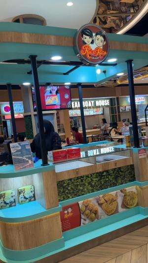 masih bisa kebagian beli bika ambon rica rico yang stoknya udah menipis 🥰