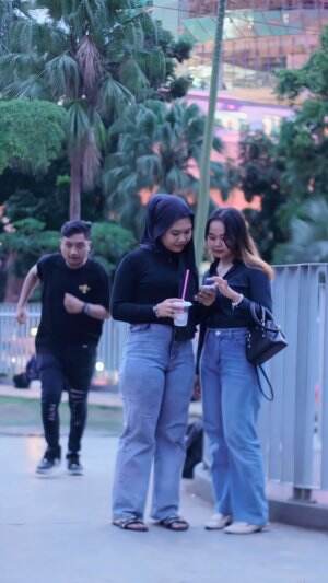 Wanita baik hati