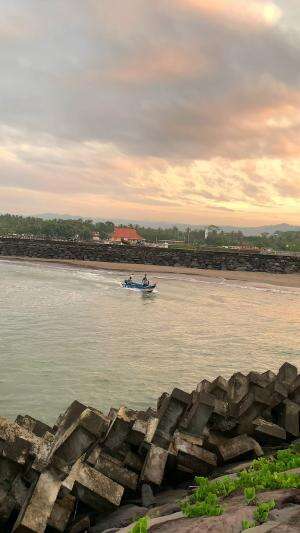 perahu kecil kembali beraksi.