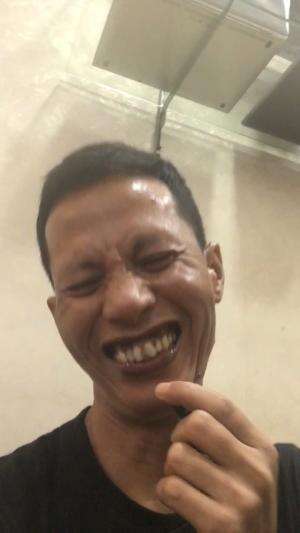 Cerita hiburan lucu yuci pakaian kotor pakai pasir