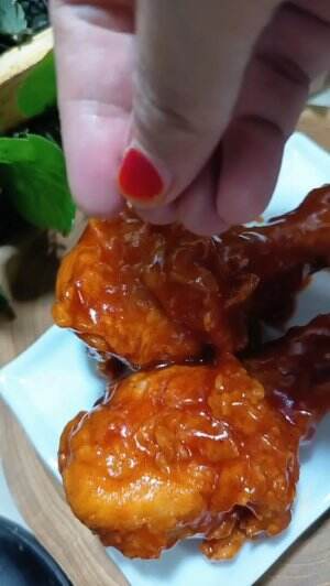 MENU MASAKAN RUMAHAN SIMPLE
“Ayam Crispy Lava Saus”
#Cooking #inspiration #Menumasakanrumahan #Tips #Trik #Idejualan #ummuhusna #short #ho