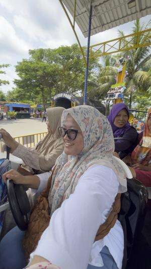 Nyenengin emak emak lur hehhe #liburan #wisata #Blitar 