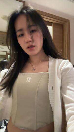 tiktok trend, tyla - chanel