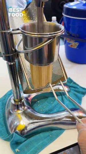 kentang apa yang panjang tapi kecil?