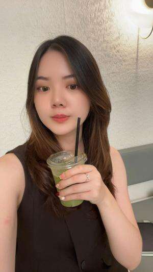 It’s just me enjoying my daily dose of matchaa🍵🍃