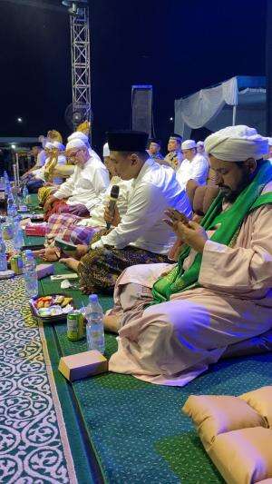 Abah nyai taj yasin bin abah mbah maimun zubair serang