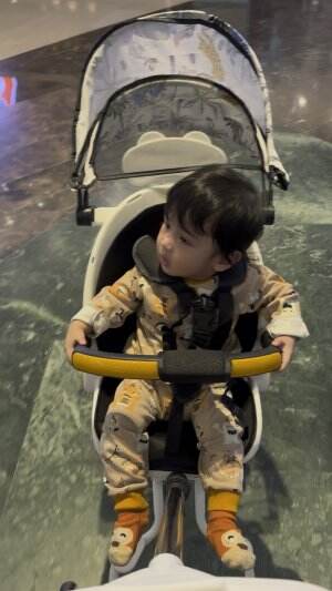Mustofa jalan2 ke mall sma umma abuyya😍😘😘 #MasyaALLAH#Mustofaalhabsyi #BabyArab #Contencreator #Allahummabarik 