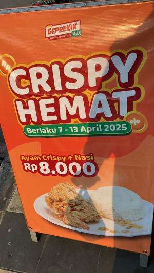ada yang sama gakk tiap males masak pasti makan geprekk
