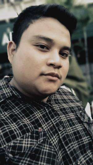 Semangat menjalani rutinitas. Teruntuk jadi Artis semua punya masa nya😊