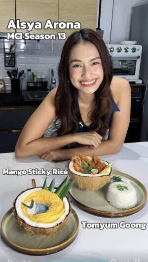 Tom Yum Goong pedas segar + Mango Sticky Rice bunga telang manis gurih legit 🍤🍚 Kombinasi comfort food Thailand favoritku! Perpaduan rempah 