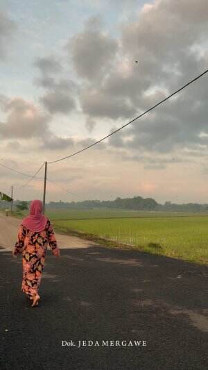 Suasana pedesaan yang seperti ini kah yang bikin kalian kangen ? #konten #pedesaan  #desaku  #Viral  #jedamergawe  #fyp  #RCTIPlus  #HOTrcti