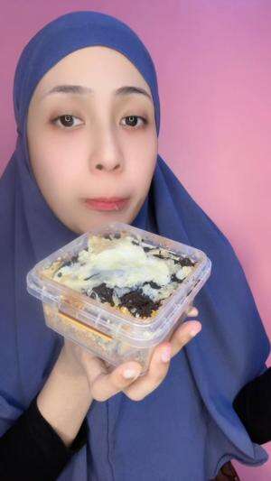 nyantai bareng aa daehoon diatas dessert box