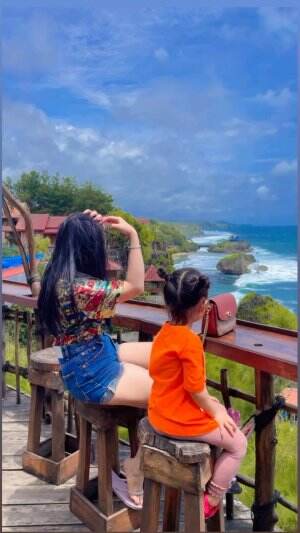 Lagi santaii kawann🤗🤗