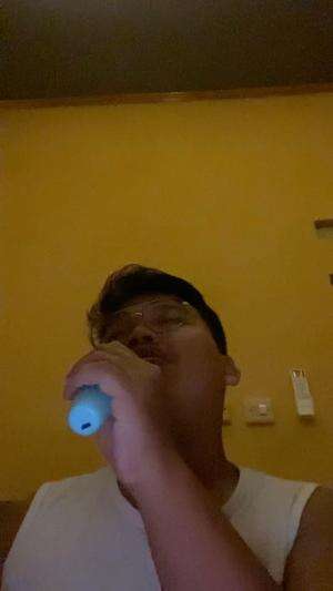 IDOL _XIII ROBI JAKARIA 24 TAHUN BEKASI RADIOHEAD_CREEP