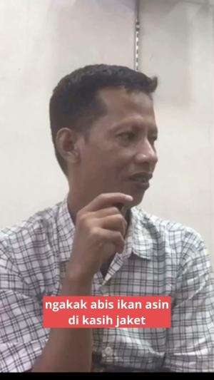 ngakak abis ikan asin pakai jaket   #kocak  #ngakak  #lucu  #gokil  #lawak  #videolucu  #videohumor  #ketawa  #lucubanget 