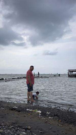 Main kepantai lagi  #masyaallahtabarakallah  #creatorpro  #RCTIPlus  #indah sekali ubur-ubur Dan pantainya  #NooraKhadijahAlKhered 