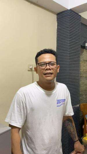 Tagliatele chicken Alfredo with salsa dresing