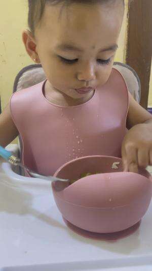 Makan siang yang kesorean hahahaha  #NooraKhadijahAlKhered  #masyaallahtabarakallah  #creatorpro  #RCTIPlus  #makansiang
 