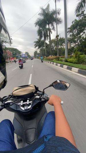 jalan jalan sore di tengah kota seruy bgt