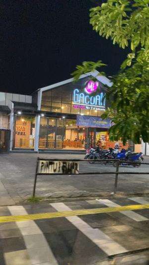 gacoan dini hari masih rame jg termyata yaaa