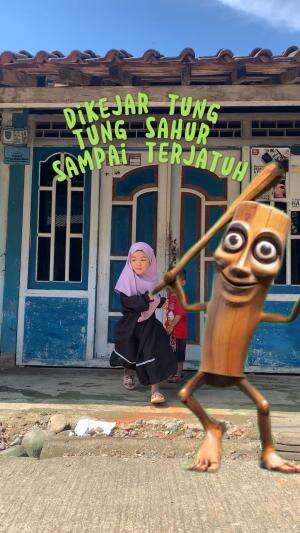 Di kejar tung tung tung sahur sampai terjatuh #shorts #viral #fyp #anomali #tungtungtungsahur 