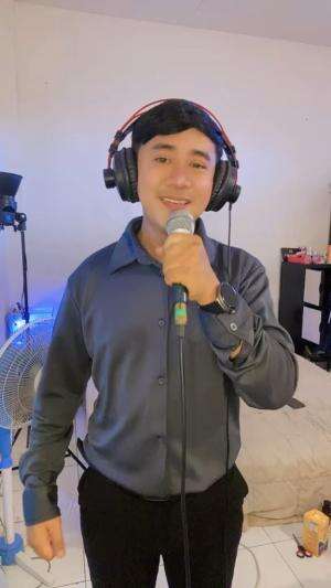 KDI 2025 Nama [reky] Asal Daerah [Pasuruan] Umur [34] Judul Lagu (kiblat cinta) #OnlineAuditionKDI2025
 
  