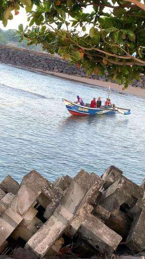 pejuang rupiah berangkat melaut jam 6 pagi