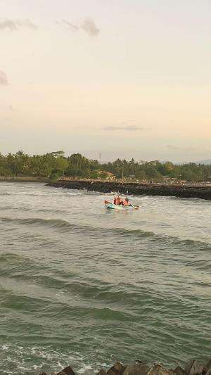 ngeri nya ombak muara cikidang pangandaran 🥶