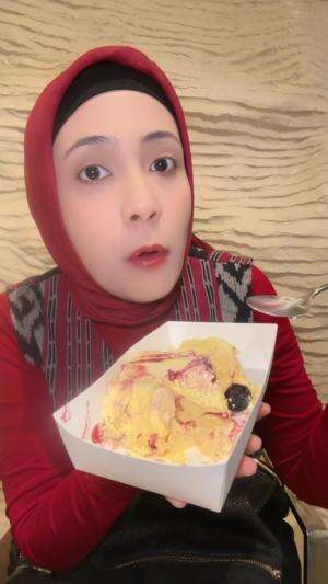 ice cream buat semut-semut kelaparan