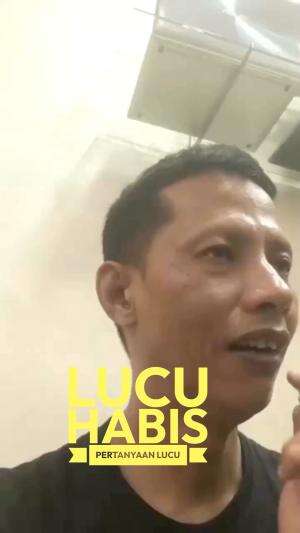 Lucu habis pertanyaan lucu   #kocak  #ngakak  #lucu  #gokil  #lawak  #humorchallenge  #ketawa  #lucubanget  #PalingLucu 