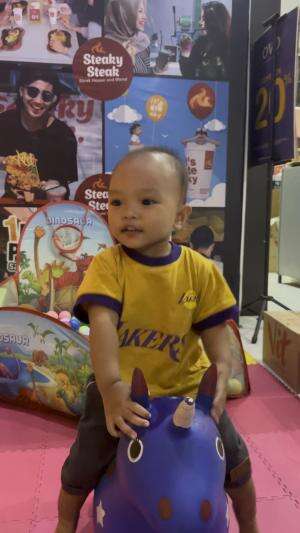 Happy bangeet baik kuda kudaan haha 