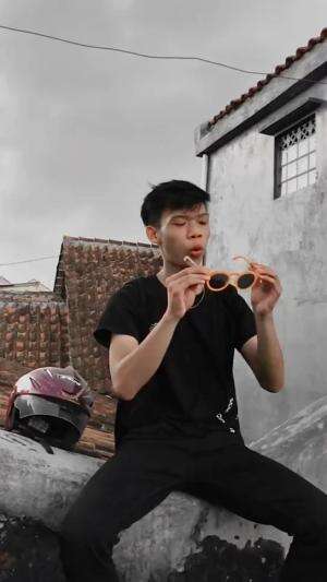 Kacamata nya hilang #HOTrctiplus 