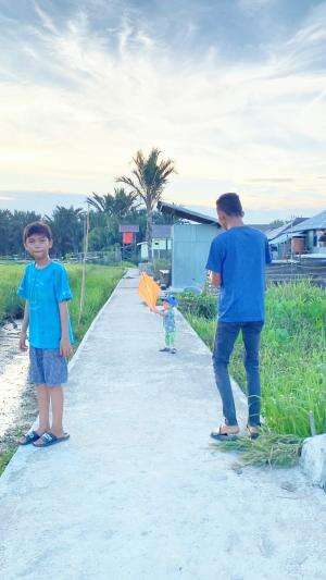 Motoin bocil main layangan #Photography #layanganputus 