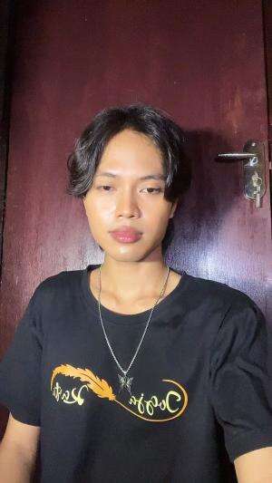 IDOL_XIV Tubagus Tajdaffa Alhasyir (Dave) 24 tahun Kab. Tangerang MENCINTAIMU - Mahalini