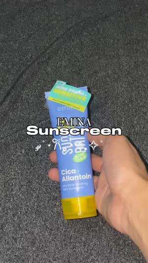 Lucuu warna biru  #sunscreen  #sunscreenEmina 