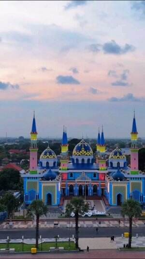 Keindahan masjid agung tuban dari ketinggian jan cakep banget hehehehe #drone #dji #tuban #jedamergawe #fyp  #RCTIPlus  #HOTrctiplus  #RCTIo