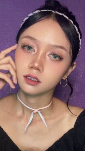 me with makeup💋