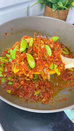 SAMBAL PETE IKAN TERI