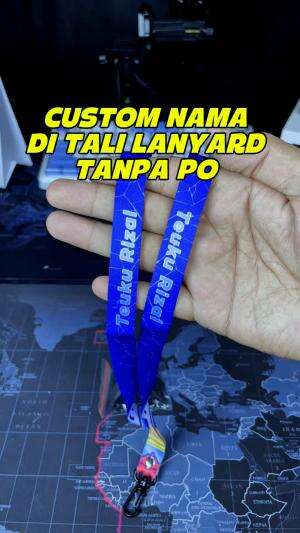 sekarang bisa custom nama ditali lanyard tanpa menunggu PO yang lama. 

#lanyardcustom #lanyardcustomnama #talilanyard #lanyardmurah #custom