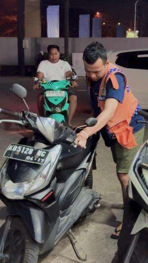 Abang parkir yang baik #bengkel drama 