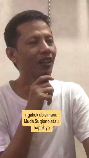 ngakak abis mana muda Sugiono atau bapak ya   #lucu  #gokil  #lawak  #ketawa  #videohumor  #kocak  #ngakak  #lucubanget 