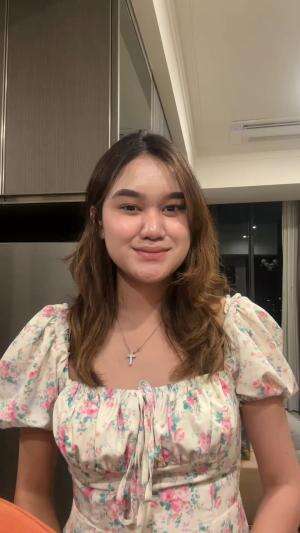 IDOL_XIV PARAMITHA TARIGAN SIBERO 21 TAHUN JAKARTA MAMMA KNOWS BEST