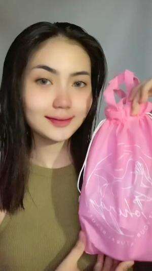 Jangan lupa pake ini pokonya guysss #bodycare #rekomendasibodycare #Beauty #chikaaprlaa