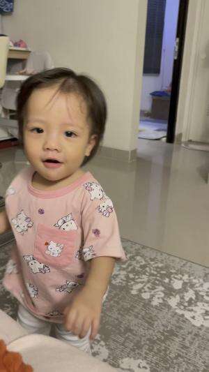 Besok paginya langsung bisa manggil kakak dengan fasih 🫱🏻‍🫲🏽  cia umur 16 bulan 🤣 #kakakadik  #bayilucu #bayiajaib 