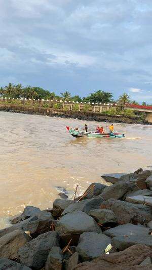 air muara cikidang berwarna coklat? #udang #nelayan #laut #jaring #ikan #fbpro #reels #reelsviral #duniaikan #skils #fyp #trending