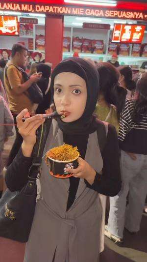 takut gagal diet!!! ku balikin aja mie gaga segunung PRJ